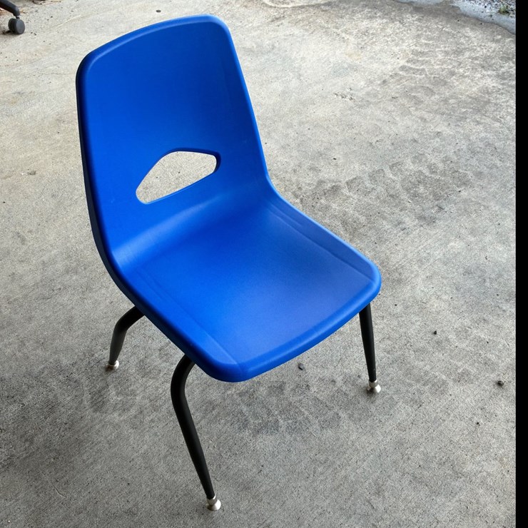 #108 • (5) CHAIRS