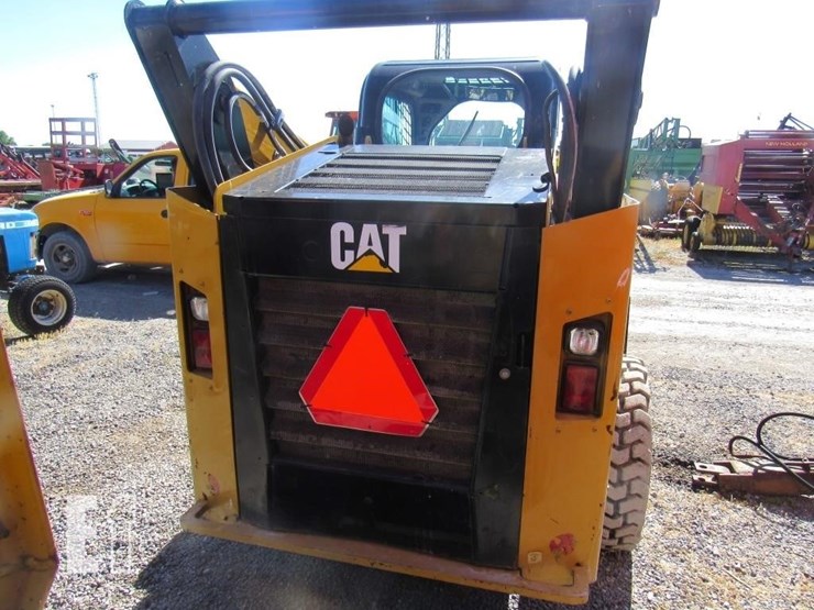 2014-caterpillar-272d-image-13