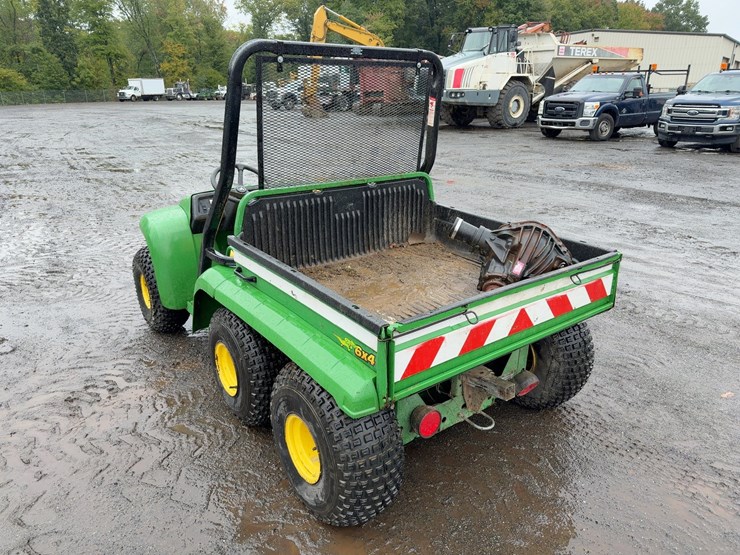 john-deere-gator-image-3