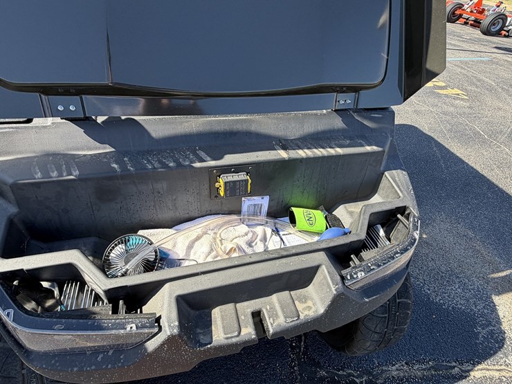 envy-nv4-neighborhood-vehicle-image-16