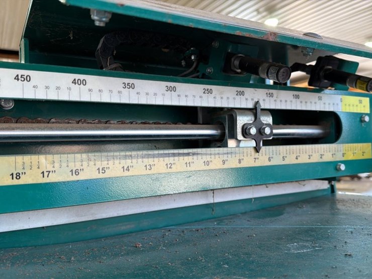 #129-•-2015-wood-mizer-eg300-multirip-edger-image-8