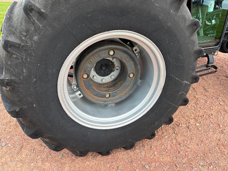case-ih-jx1070c-image-9