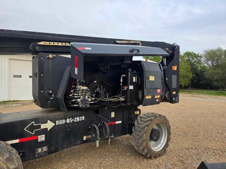 2015-jlg-800aj-image-4