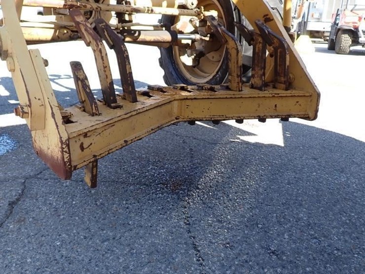 caterpillar-120g-image-9