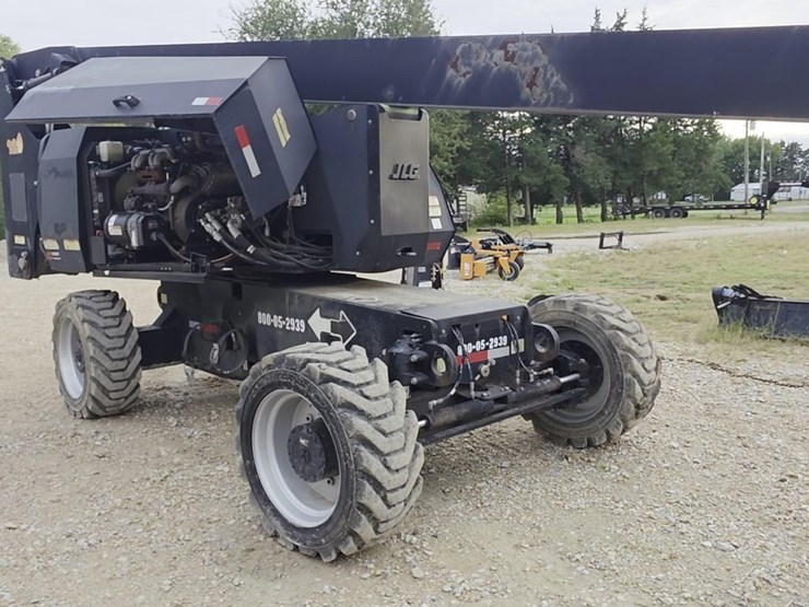 2015-jlg-800aj-image-13