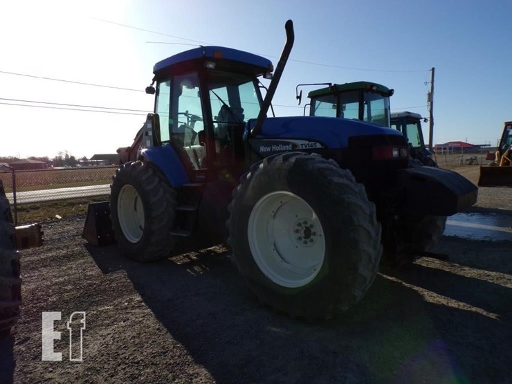 2005-new-holland-tv145-image-21