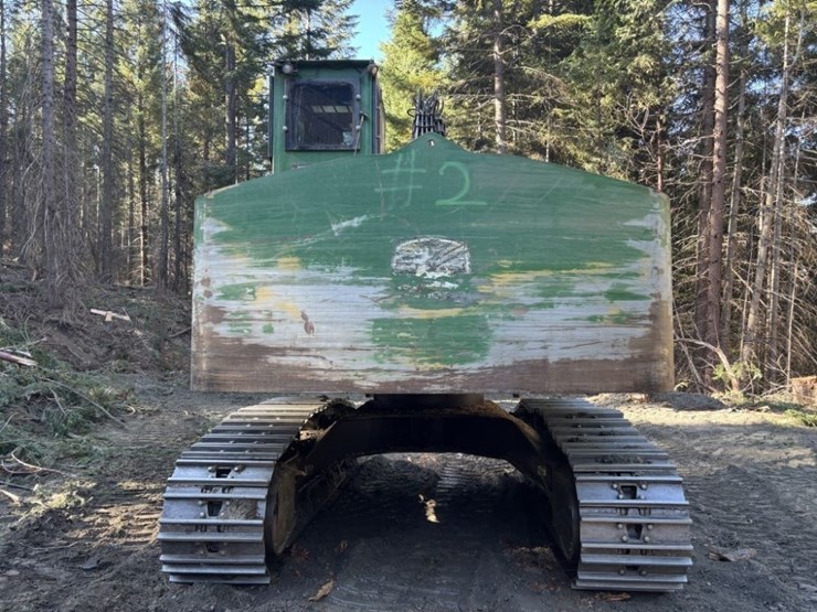 2013-deere-2454d-image-4