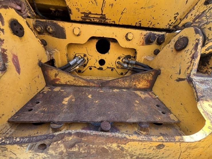 1998-deere-850c-image-26
