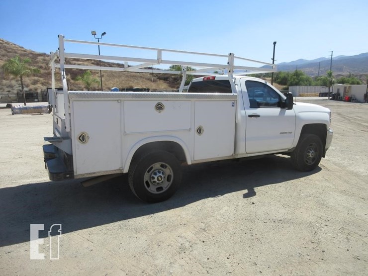 2016-chevrolet-2500hd-image-3