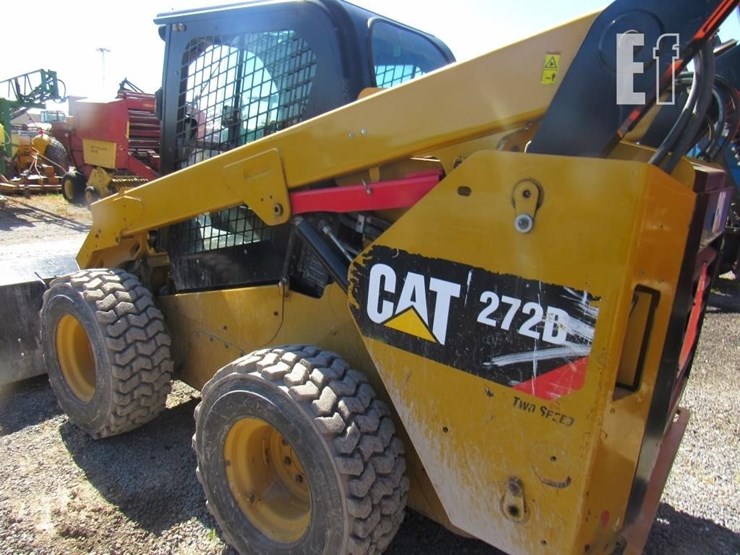 2014-caterpillar-272d-image-14