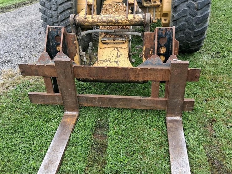 2002-caterpillar-906-image-11