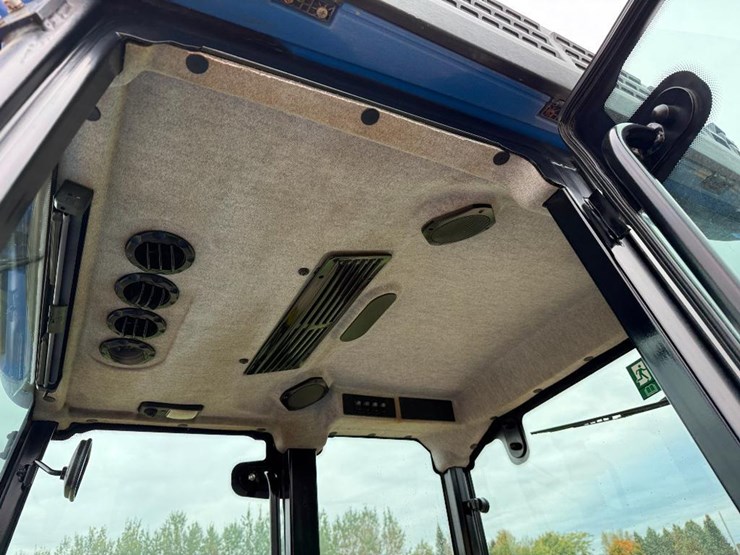 new-holland-tk4.100m-image-37