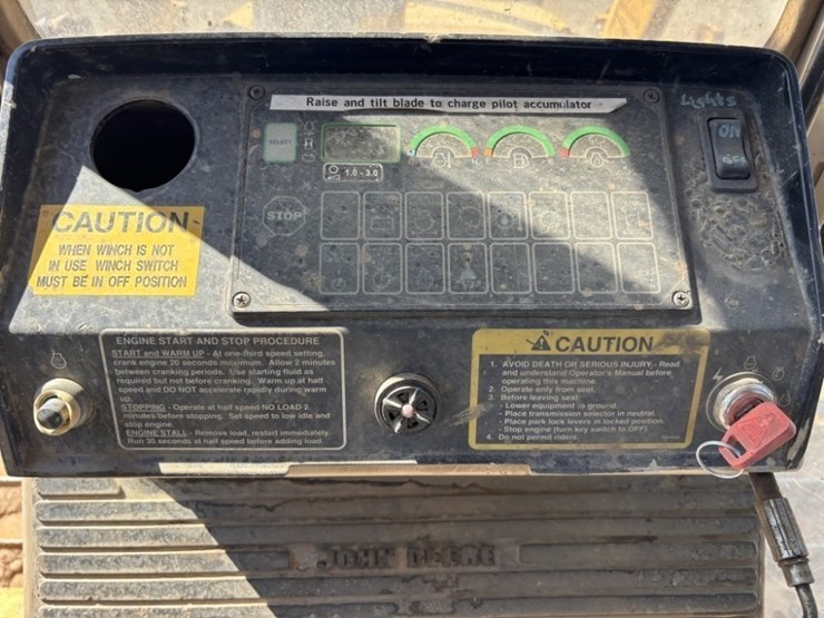 1998-deere-850c-image-35
