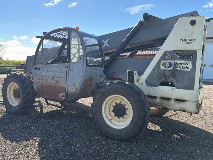 2004-terex-th644c-image-3