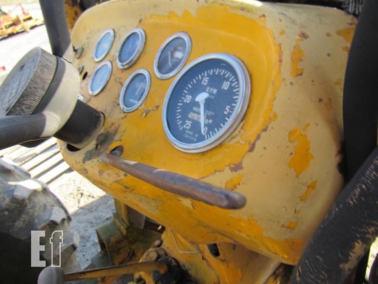 massey-ferguson-40-image-7