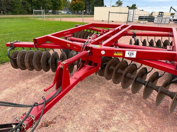 case-ih-3800-image-15