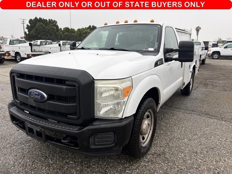 2013-ford-f350-image-1