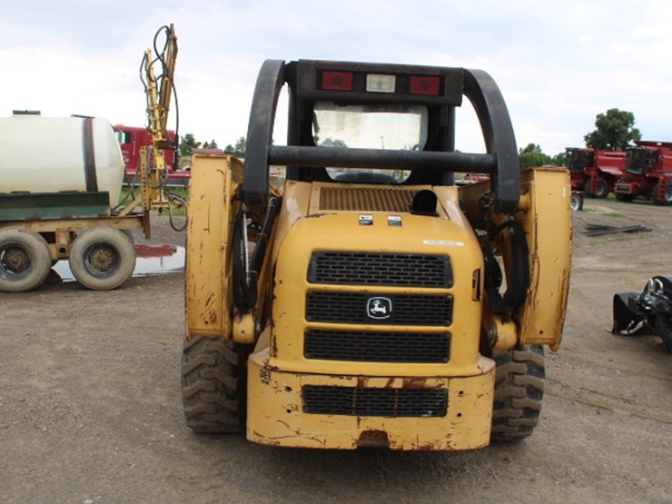 john-deere-260-image-9