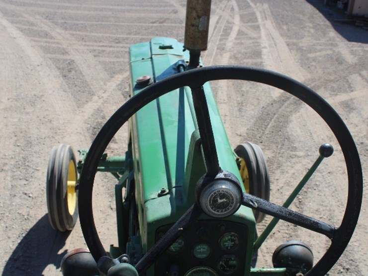 john-deere-520-image-20