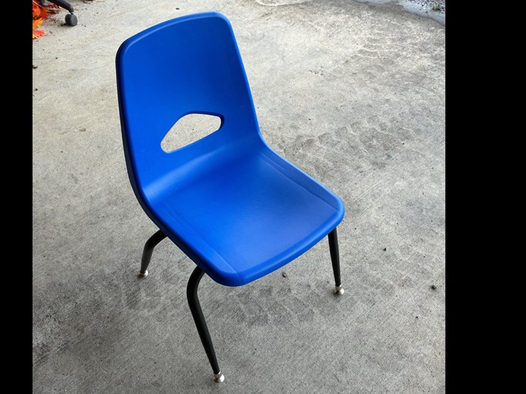 #112-•-(5)-chairs-image-1