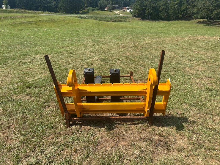 #119-•-wheel-loader-forks-image-2