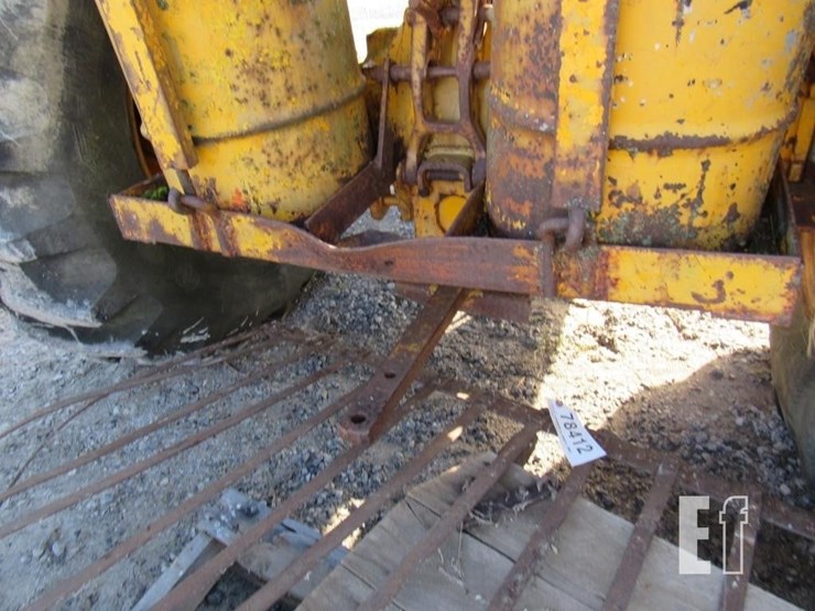 massey-ferguson-40-image-12