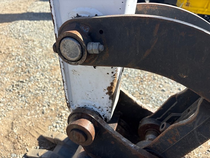 bobcat-e50-image-32