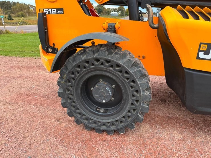 2018-jcb-512-56-image-13