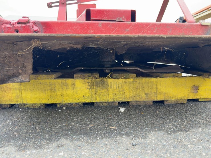 caroni-tc710n-72”-brush-mower-image-5