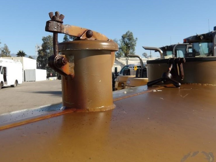 fruehauf-trailer-image-17