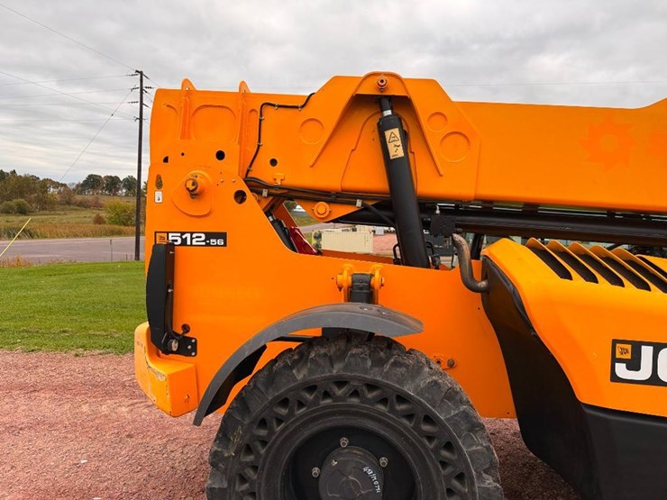 2018-jcb-512-56-image-16
