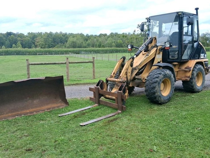2002-caterpillar-906-image-1