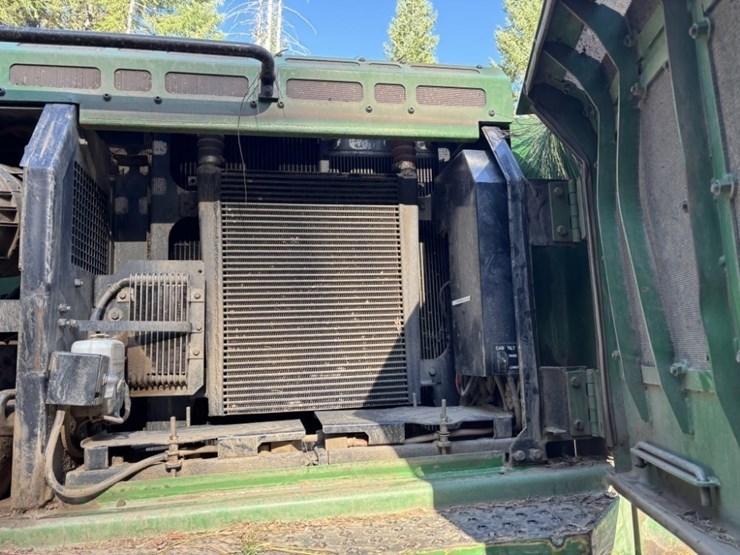2013-deere-2454d-image-29