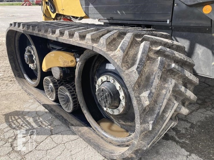 2015-claas-lexion-740-image-10