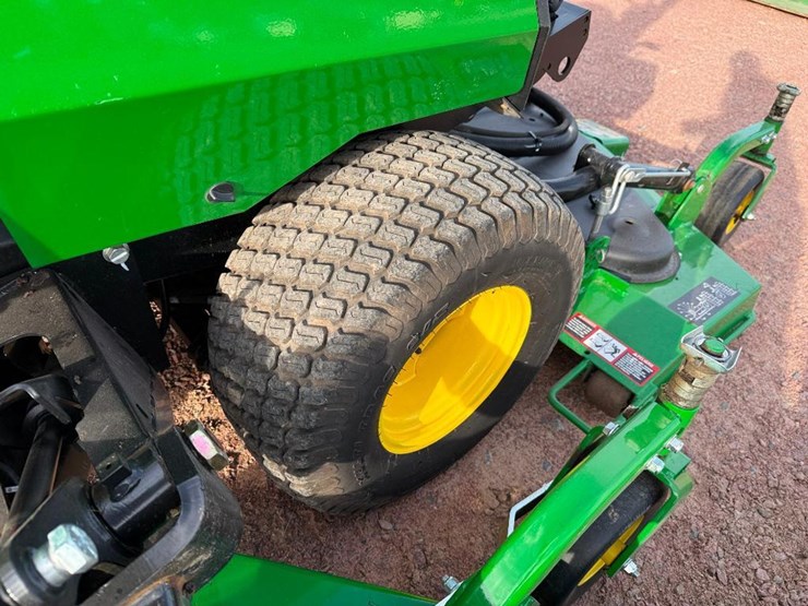 2016-john-deere-1600-turbo-image-19