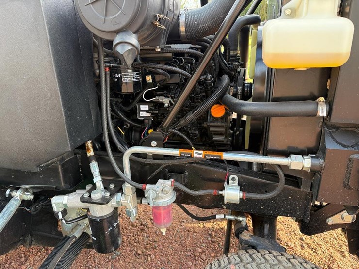 2016-john-deere-1600-turbo-image-26