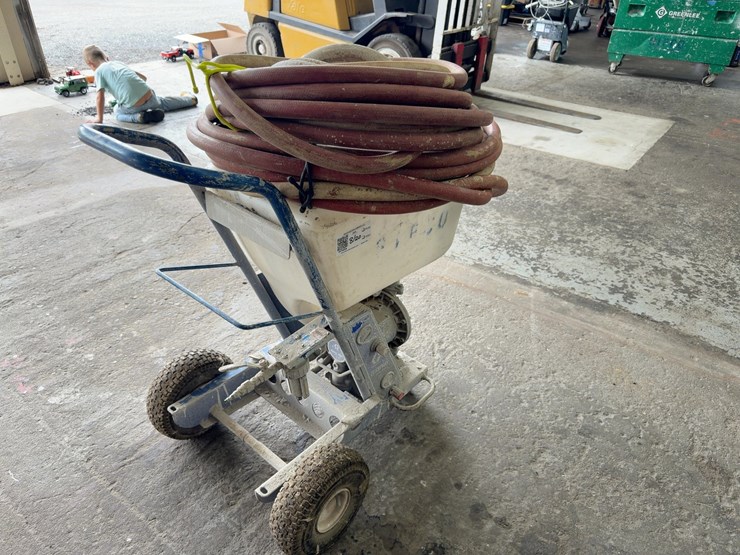 graco-texspray-gtx-2000-texture-&-drywall-sprayer-image-3