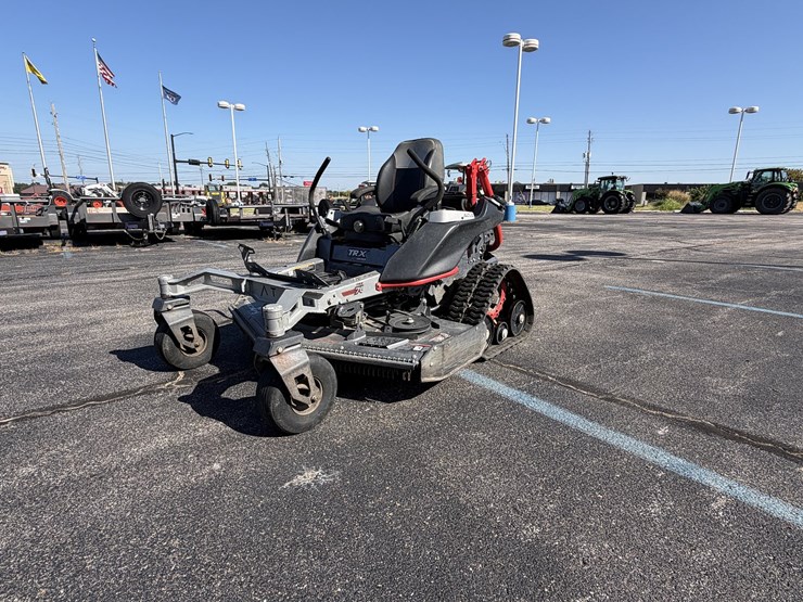 2022-altoz-trx766i-zero-turn-mower-66"-deck-image-12