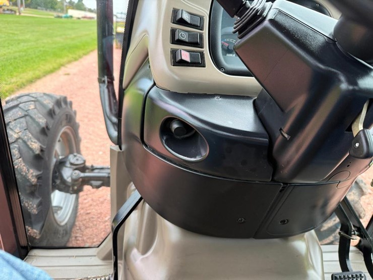 case-ih-jx1070c-image-59