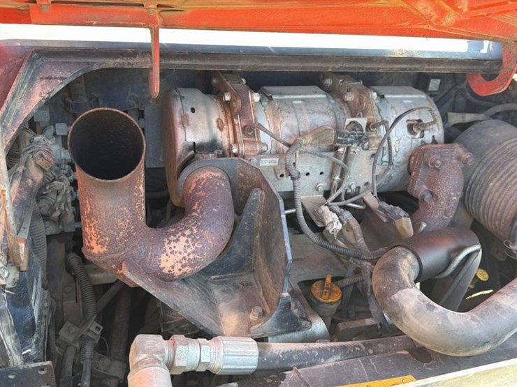 2014-kubota-svl75-2-image-24