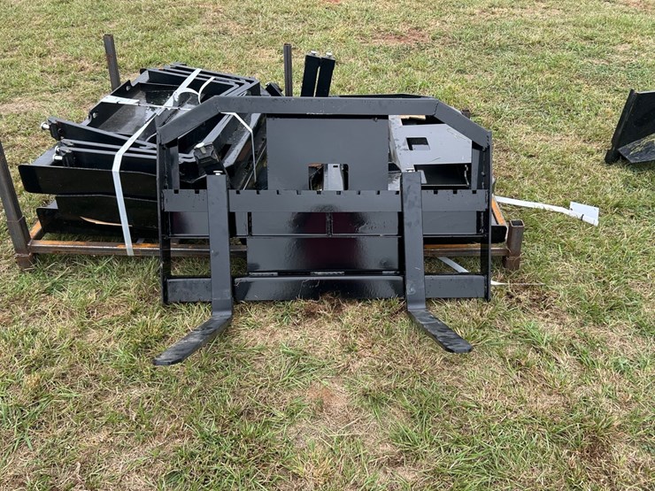 #120-•-skid-steer-ding-fork-image-2