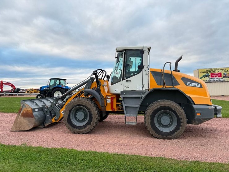 2022-liebherr-l526-image-6