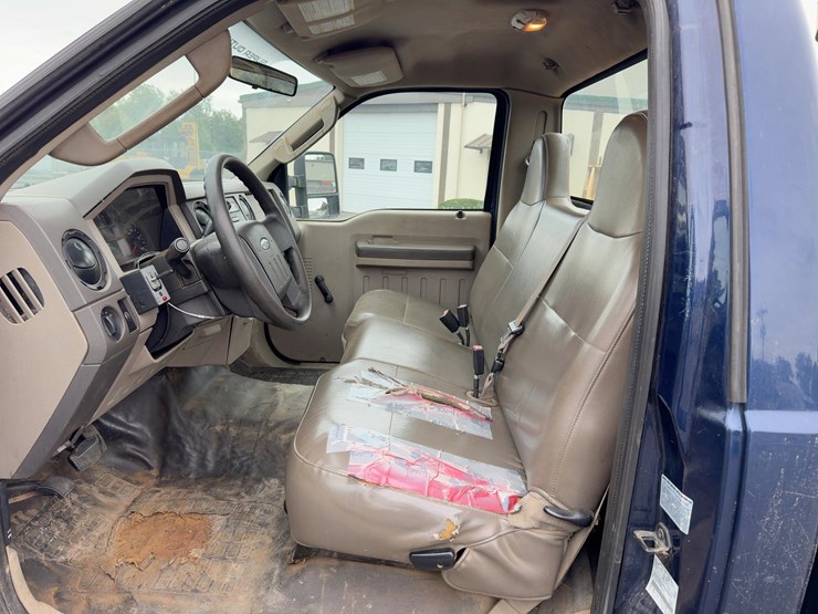 2008-ford-f350-xl-image-16