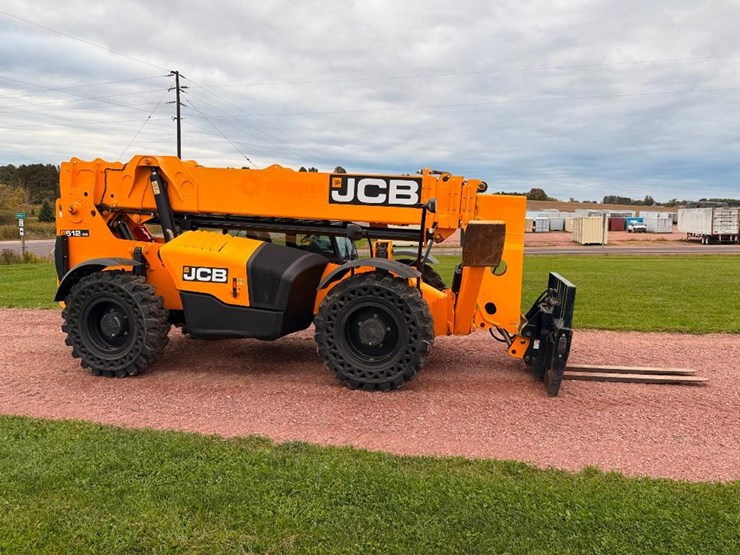 2018-jcb-512-56-image-3