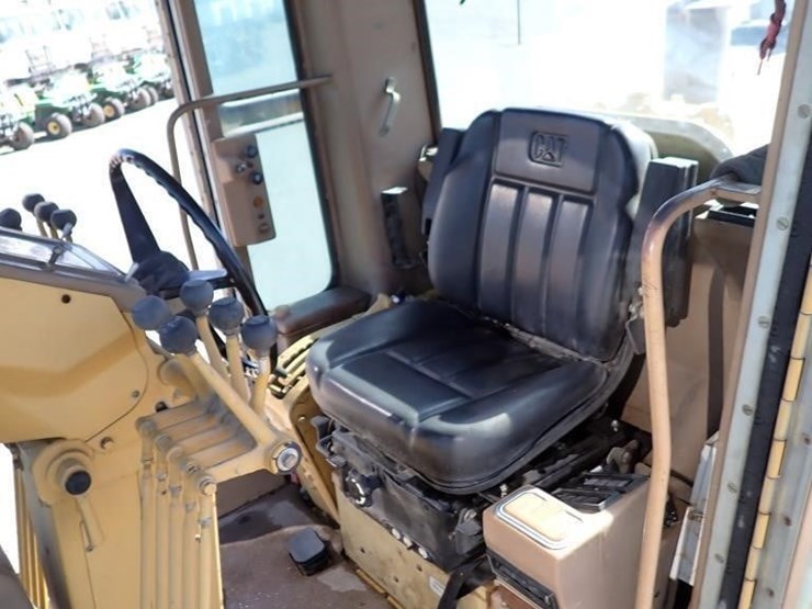 caterpillar-120g-image-15