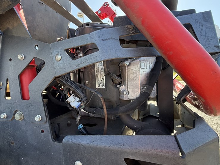 2022-altoz-trx766i-zero-turn-mower-66"-deck-image-10