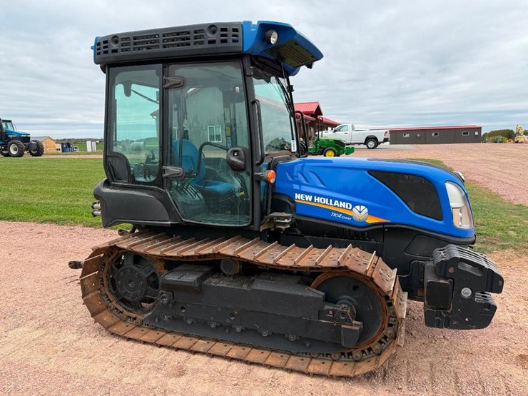 new-holland-tk4.100m-image-3