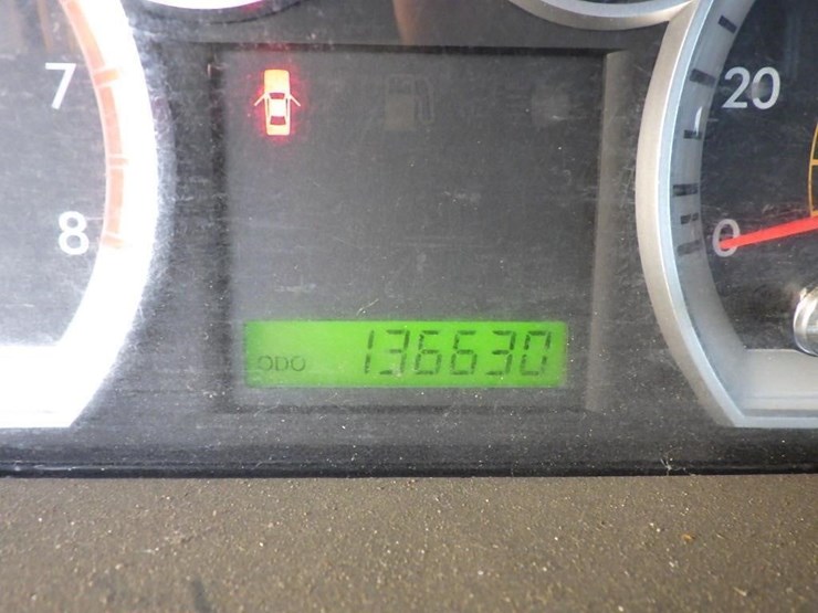 2011-chevrolet-aveo-lt-sedan-image-20