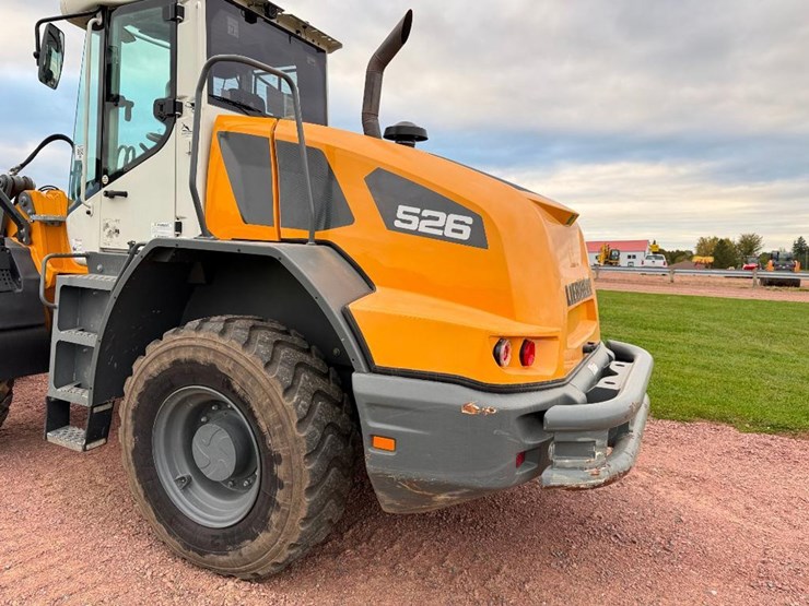 2022-liebherr-l526-image-19