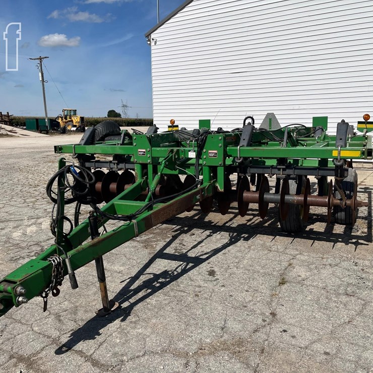 2006 JOHN DEERE 714